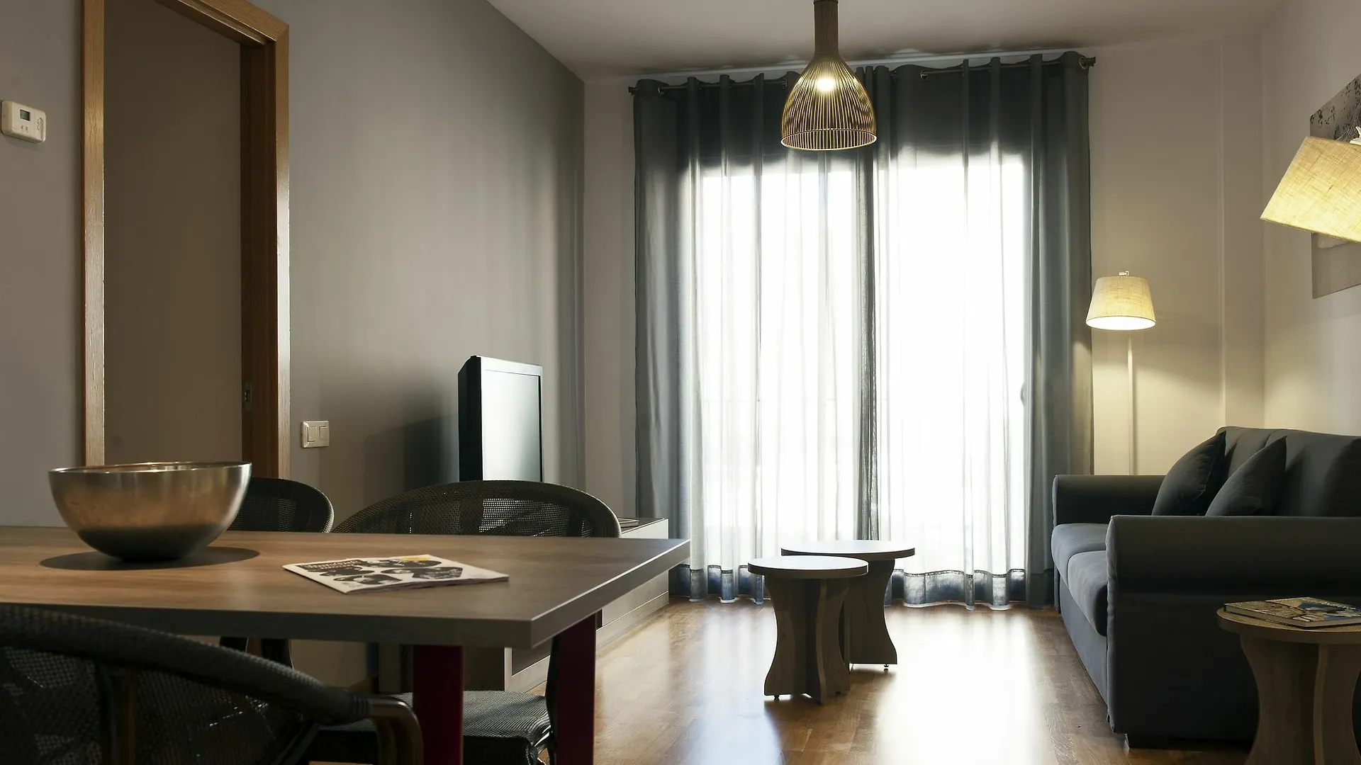 Mh Apartments Gracia Barcelona 0*,